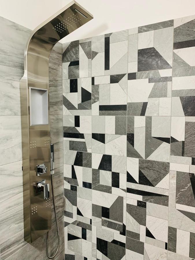 Prestige *Luxury Rooms & Appartment モンテジョルダーノ エクステリア 写真